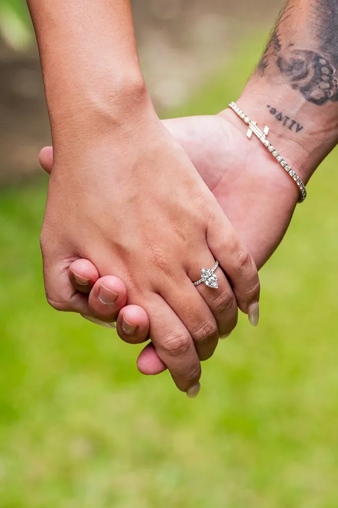 FOUR PRONG TENNIS BRACELET WITH Z CLASP, 14K Yellow Gold, 7 INCHES, 54=5.50 CTS